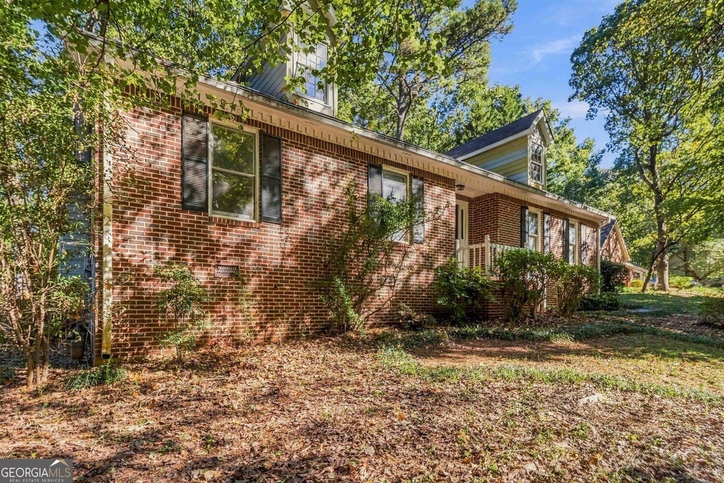 Photo of 1956 Lou Drive SE, Conyers, GA 30013 (MLS # 10878882)