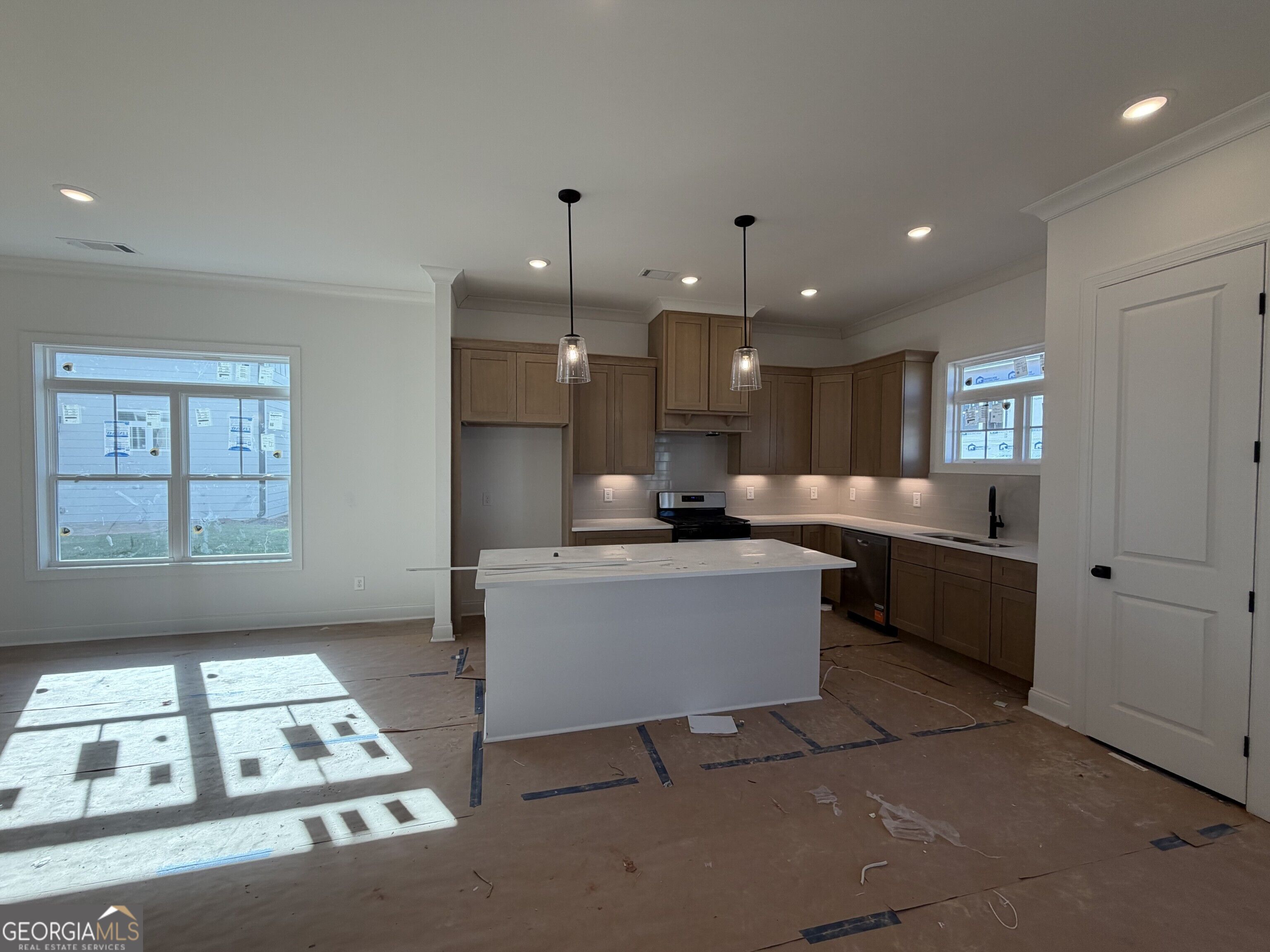 3932 Fulson DR