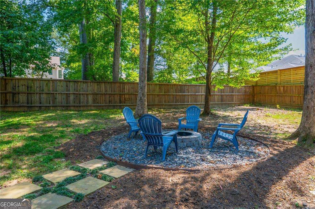 150 Shady Grove LN