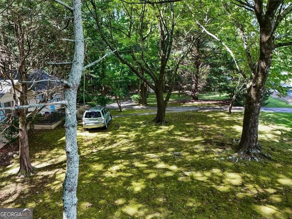 15225 Thompson RD
