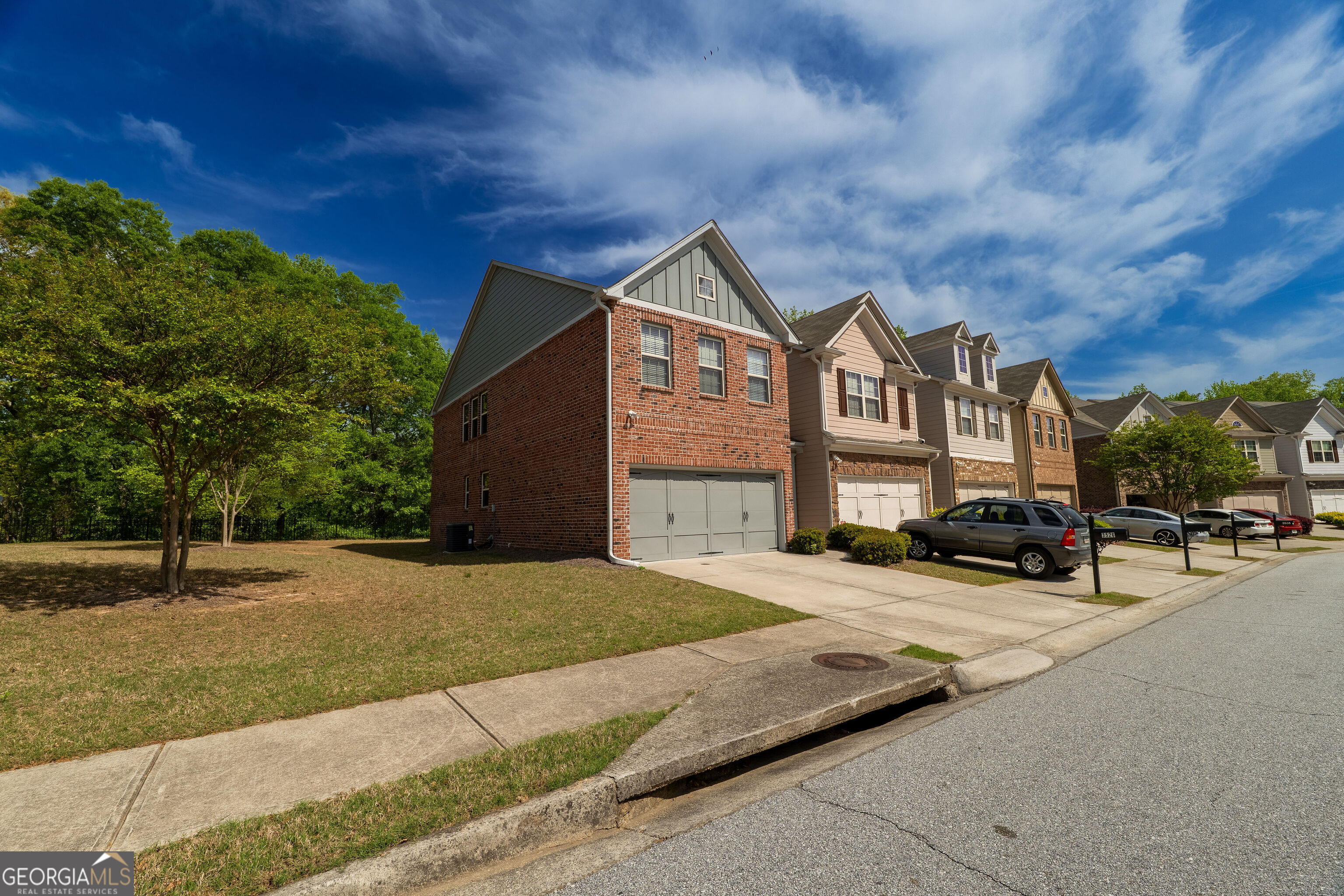 3526 Brockenhurst DR
