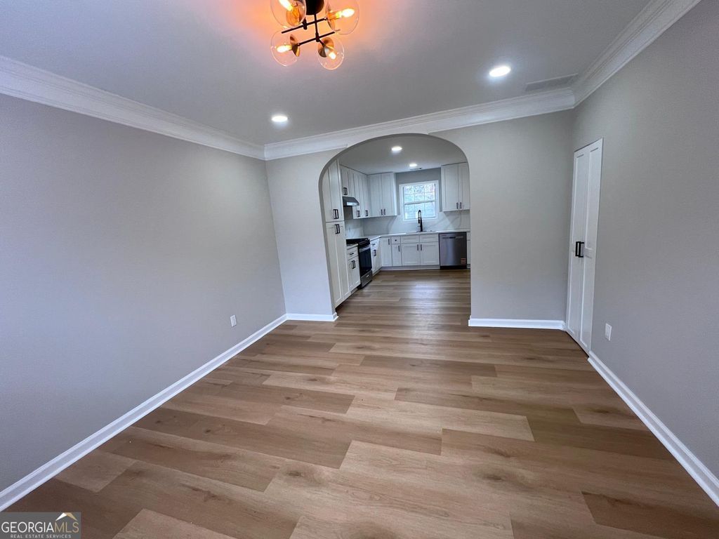 Photo of 2115 Westwind Dr, Roswell, GA 30075 (MLS # 10679008)