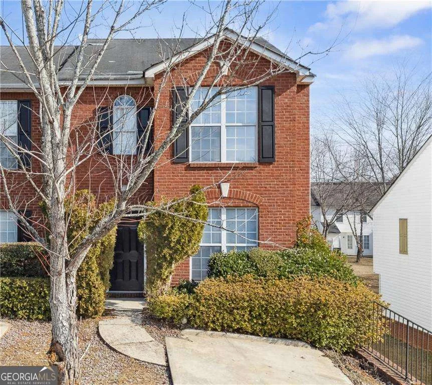 5547 Strathmoor Manor Circle