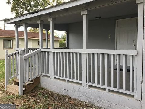 A home in Lyons