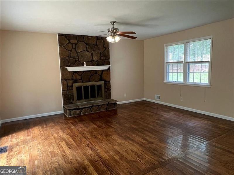Hickory Bluff - Residential Lease