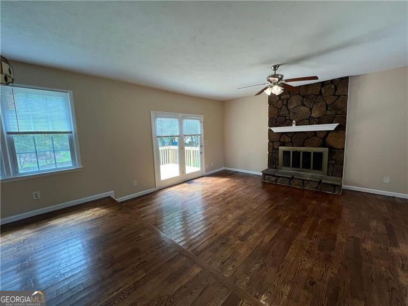 Hickory Bluff - Residential Lease