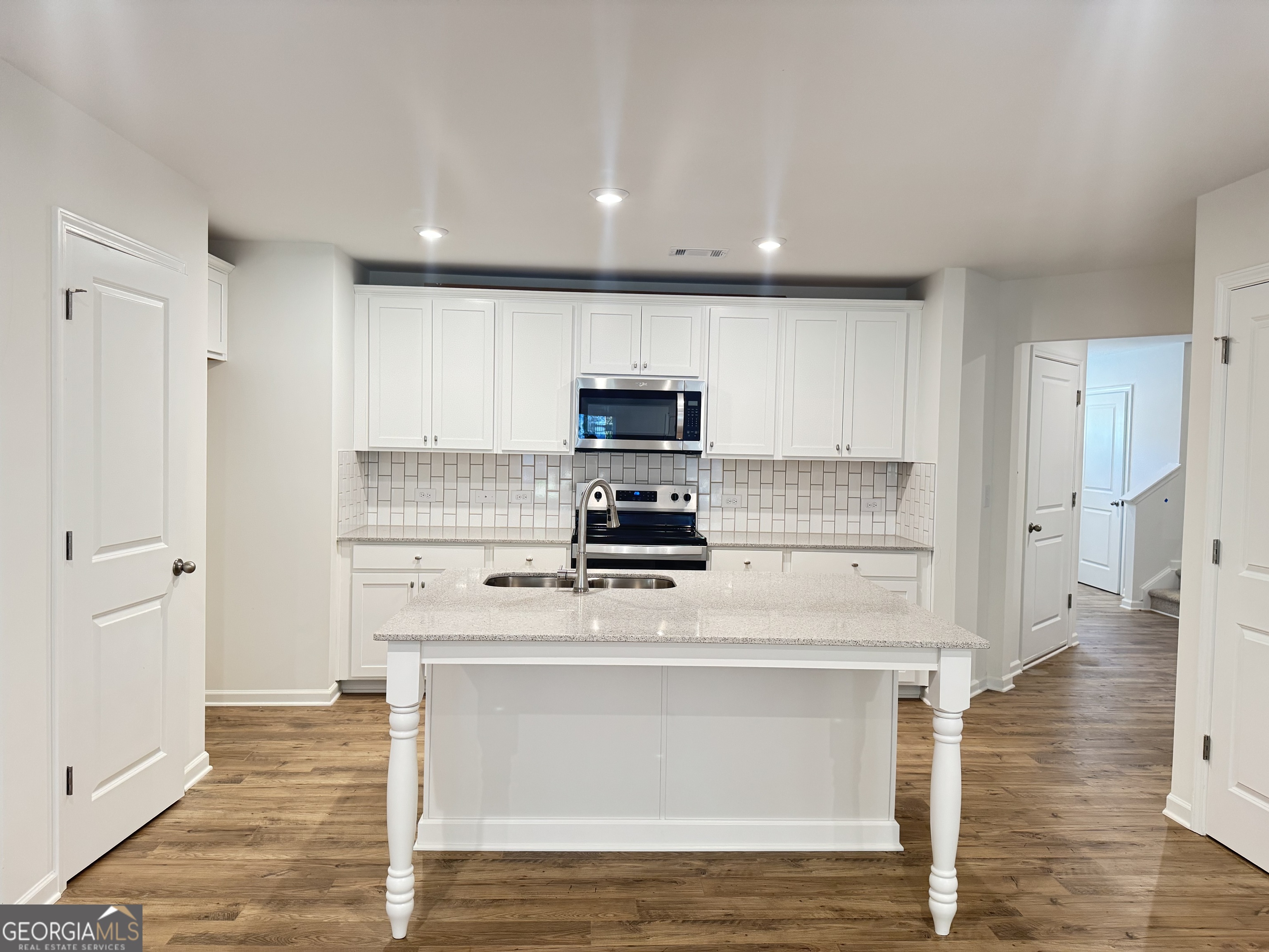 Silver Leaf - Residential