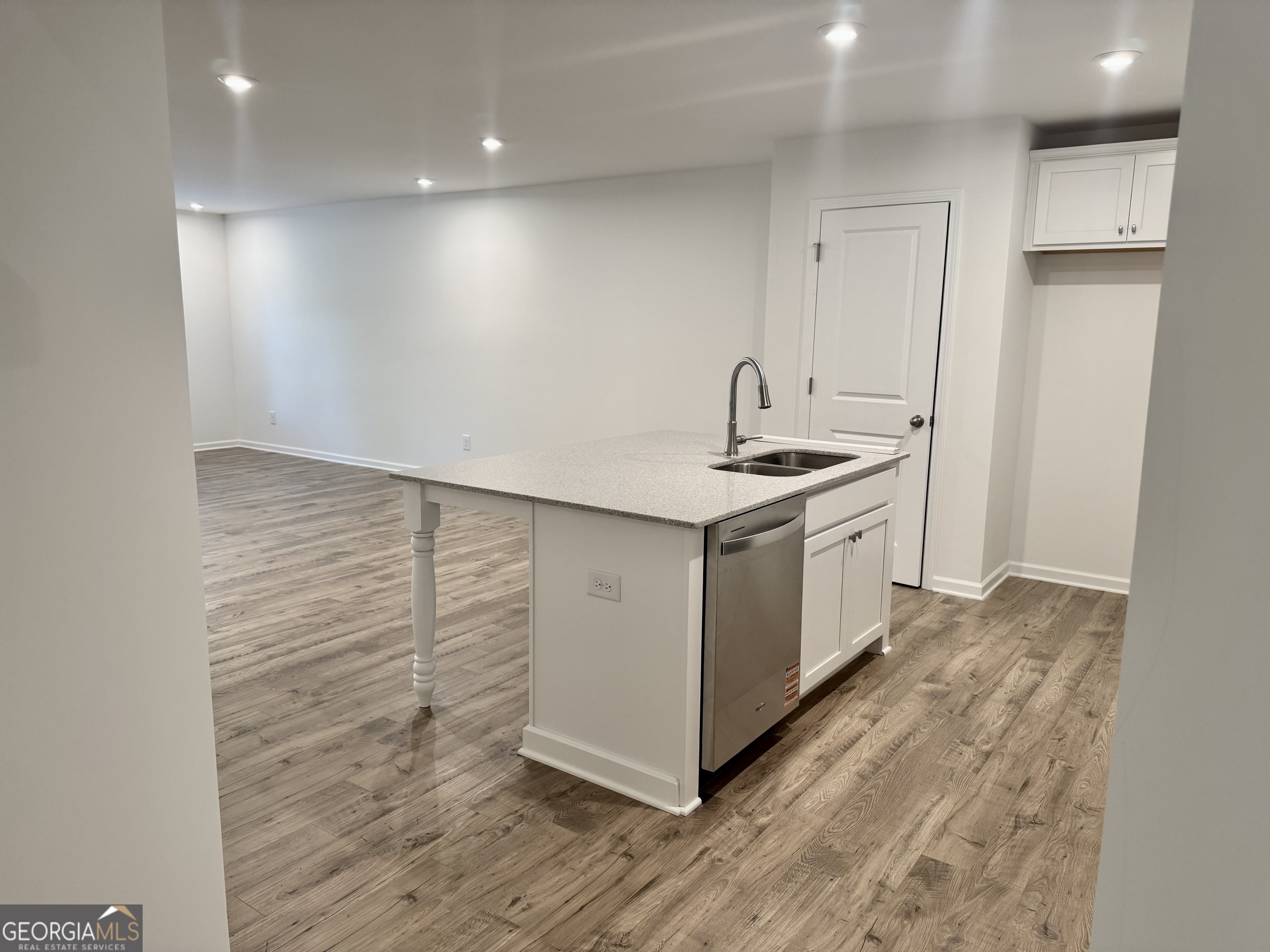 Silver Leaf - Residential