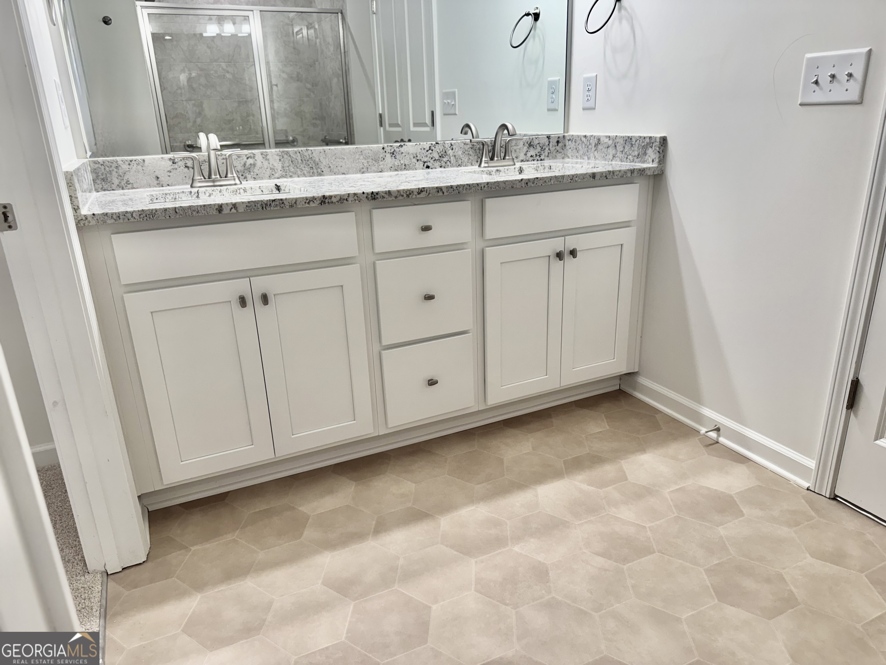 Silver Leaf - Residential