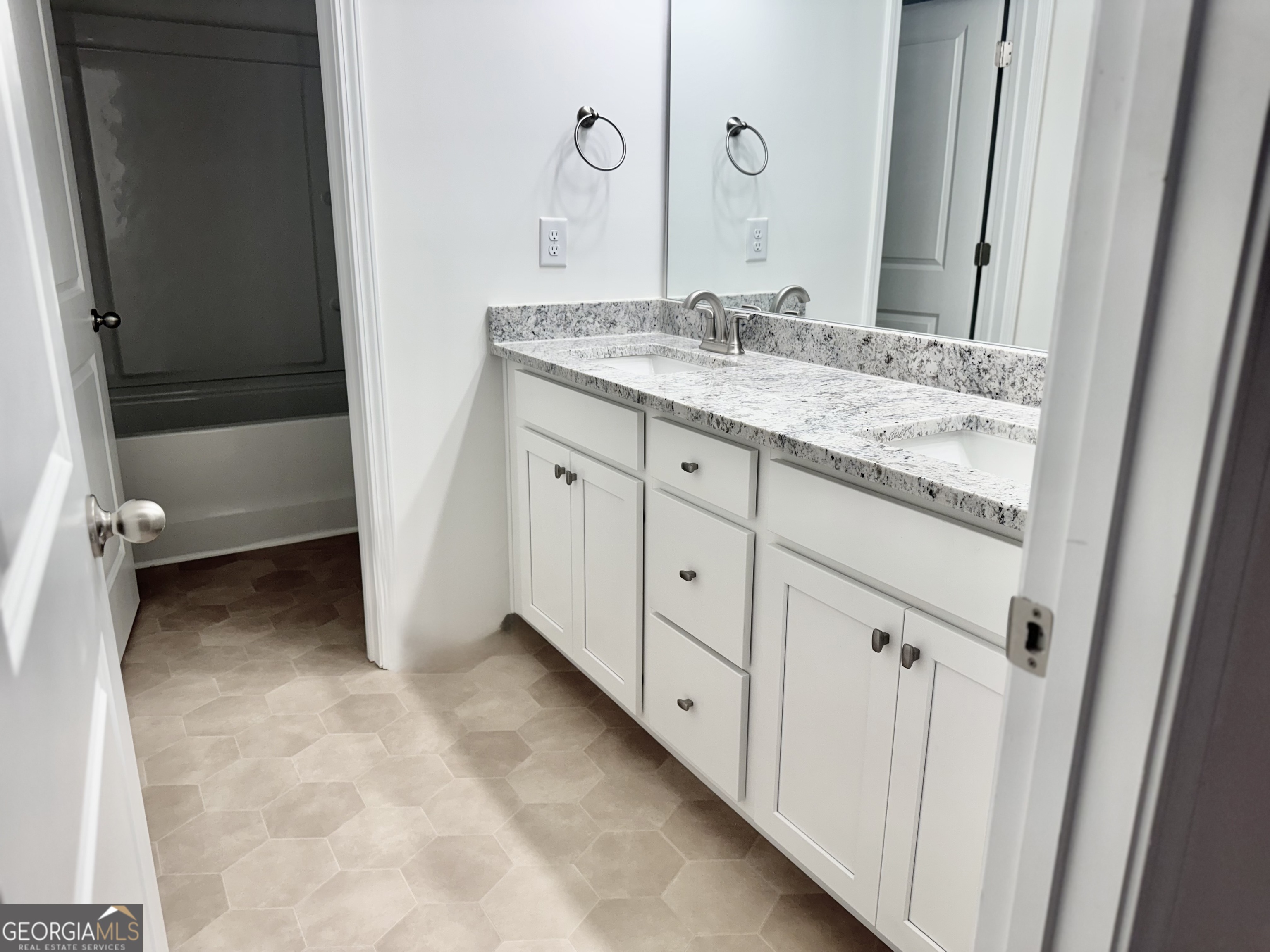 Silver Leaf - Residential