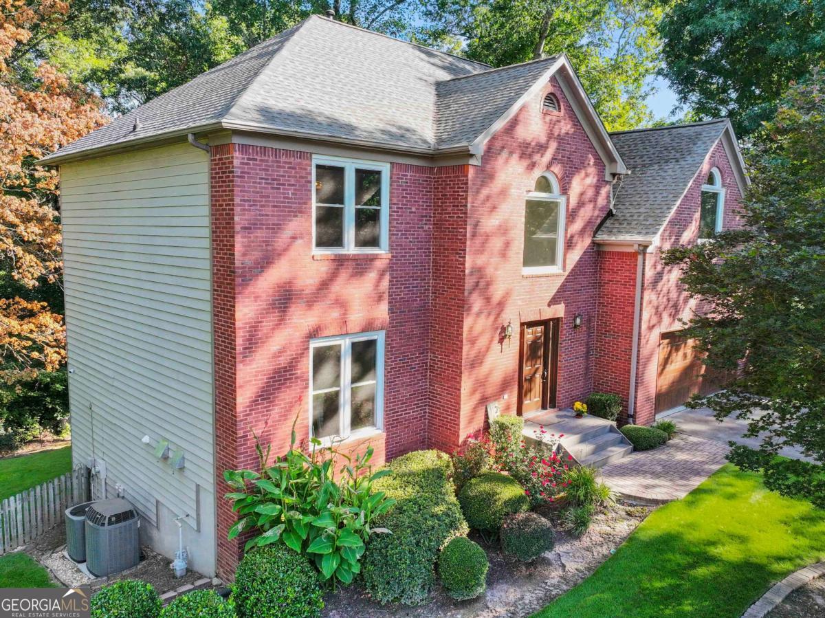 2380 Black Bear CT