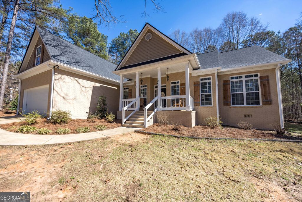 Photo of 829 Thrash Road, Lagrange, GA 30241 (MLS # 10697480)