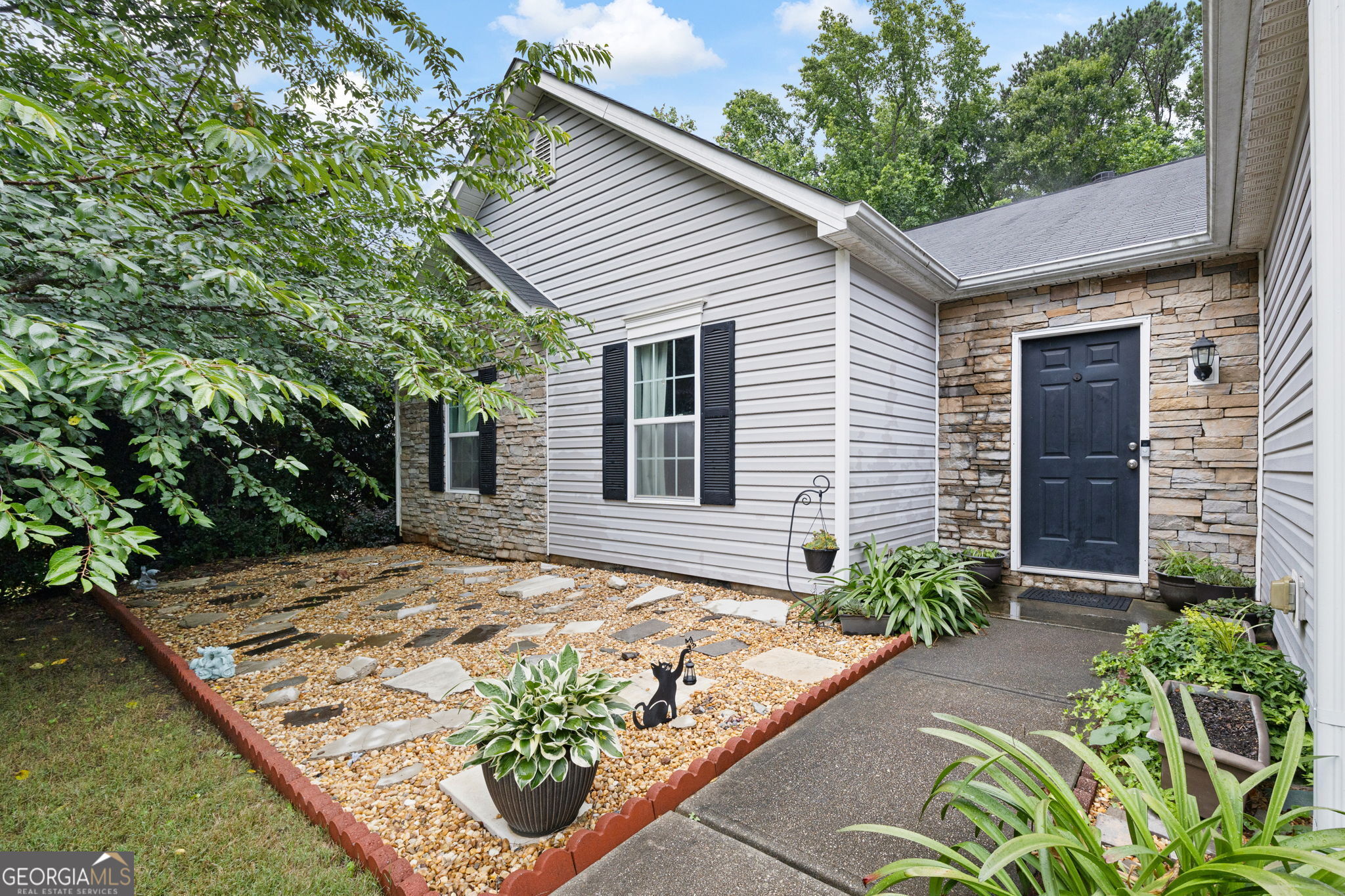 784 Crestworth XING
