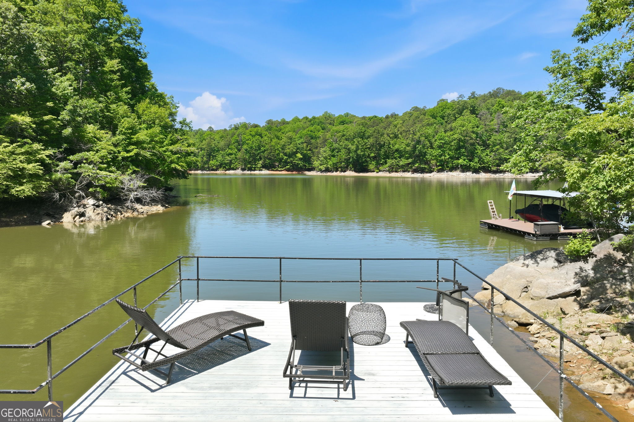 3928 Lake CT