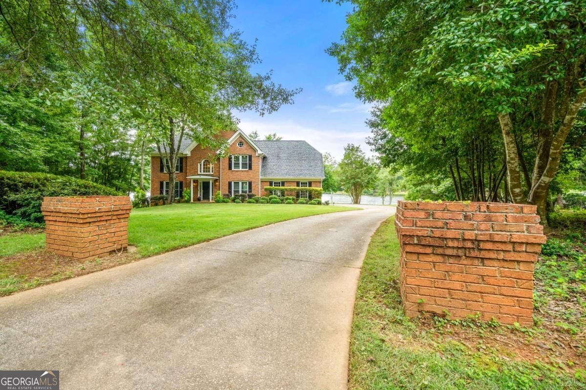75 Spring Ridge CT