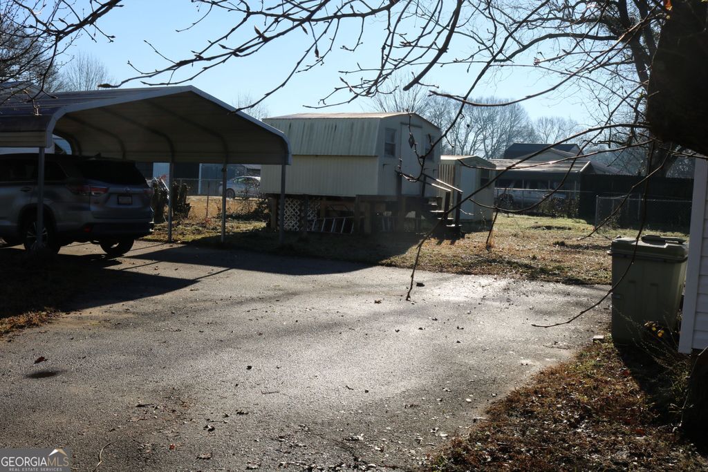 Photo of 640 Gholston Street, Comer, GA 30629 (MLS # 10692738)