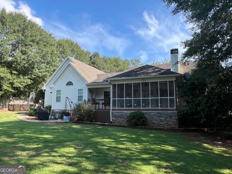 A home in Thomaston