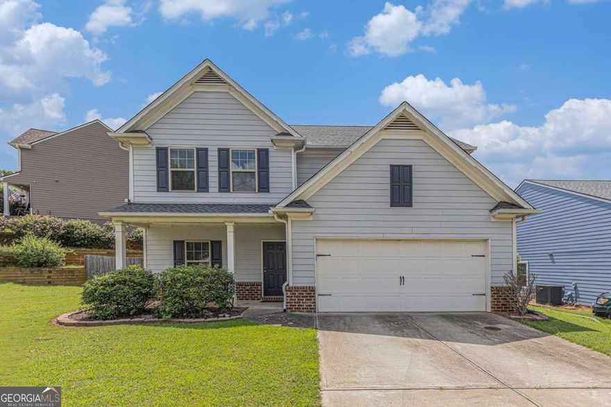 Welcome to this beautifully maintained 4-bedroom, 2.5-bath home nestled in a desirable subdivision just minutes from I-75-perfect for commuters! This charming property features gleaming hardwood floors and an updated kitchen complete with modern appliances, granite countertops, and ample cabinet space. Enjoy spacious living and dining areas, a cozy family room, and generously sized bedrooms. The primary suite offers a walk-in closet and en-suite bath. With great curb appeal, a private backyard, and access to excellent schools and amenities, this home has it all!