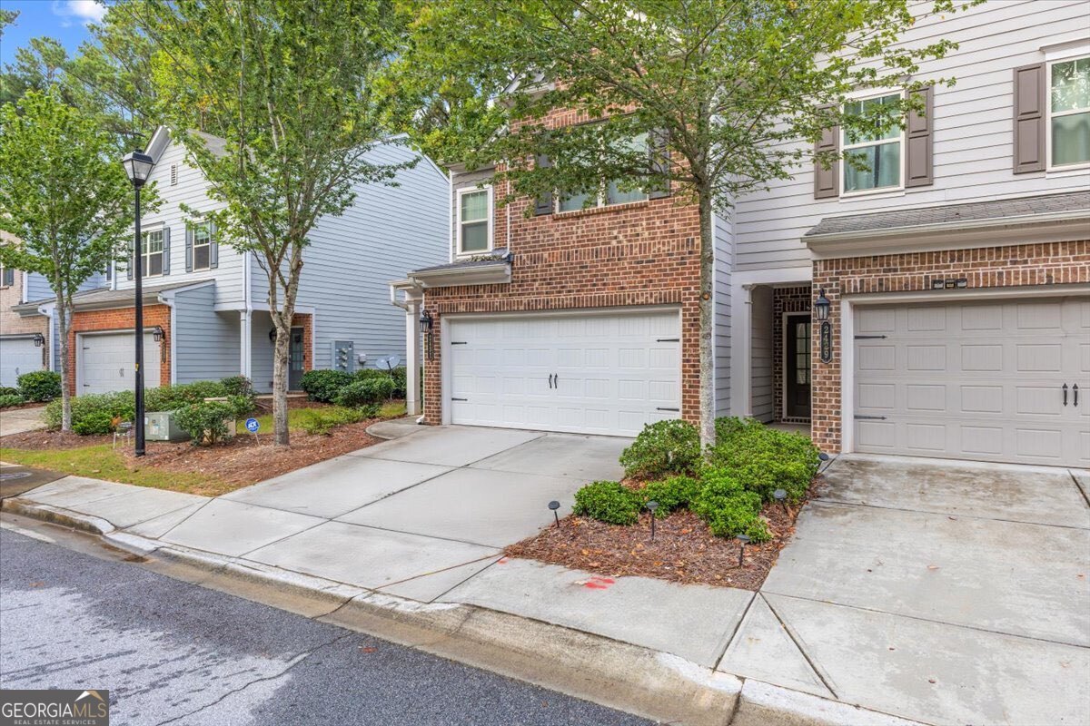 2431 NORWOOD PARK XING