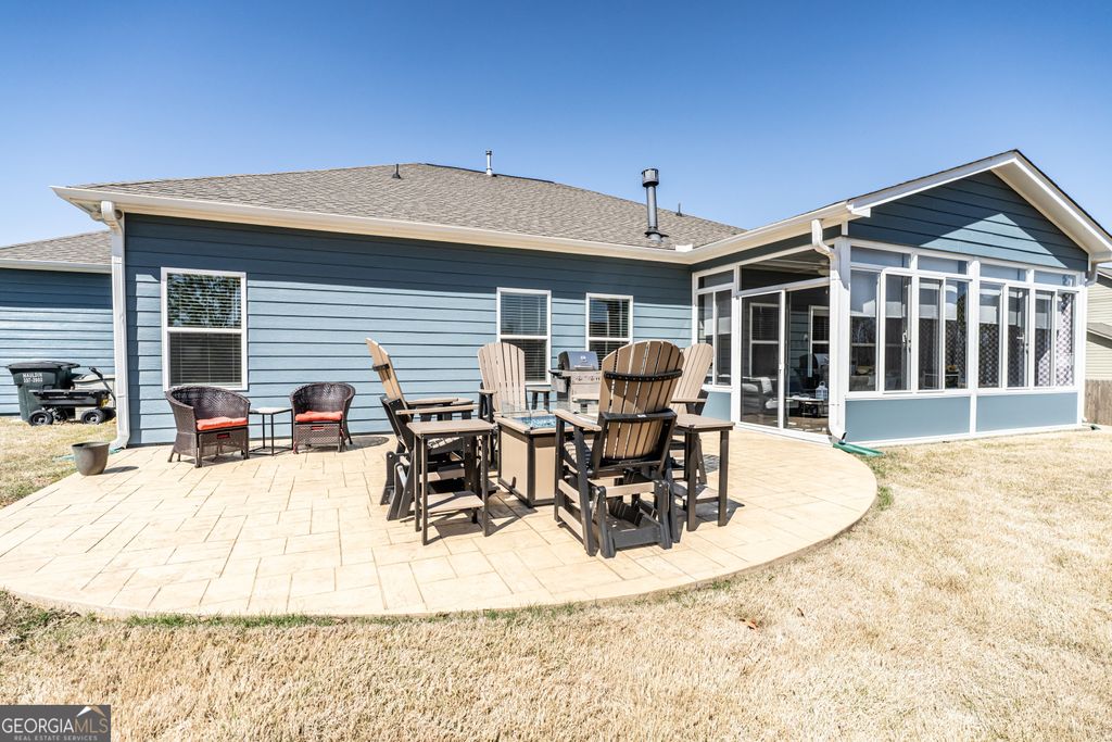listing image 44