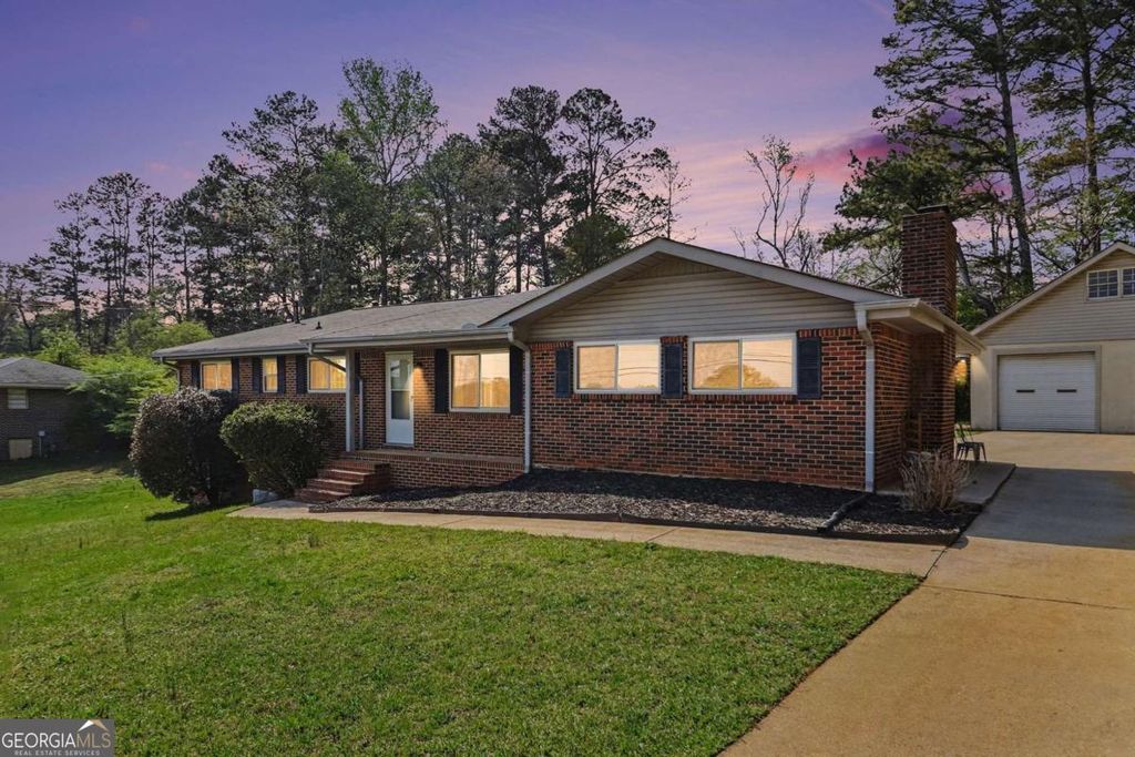 Photo of 4099 Highway 5, Douglasville, GA 30135 (MLS # 10720112)