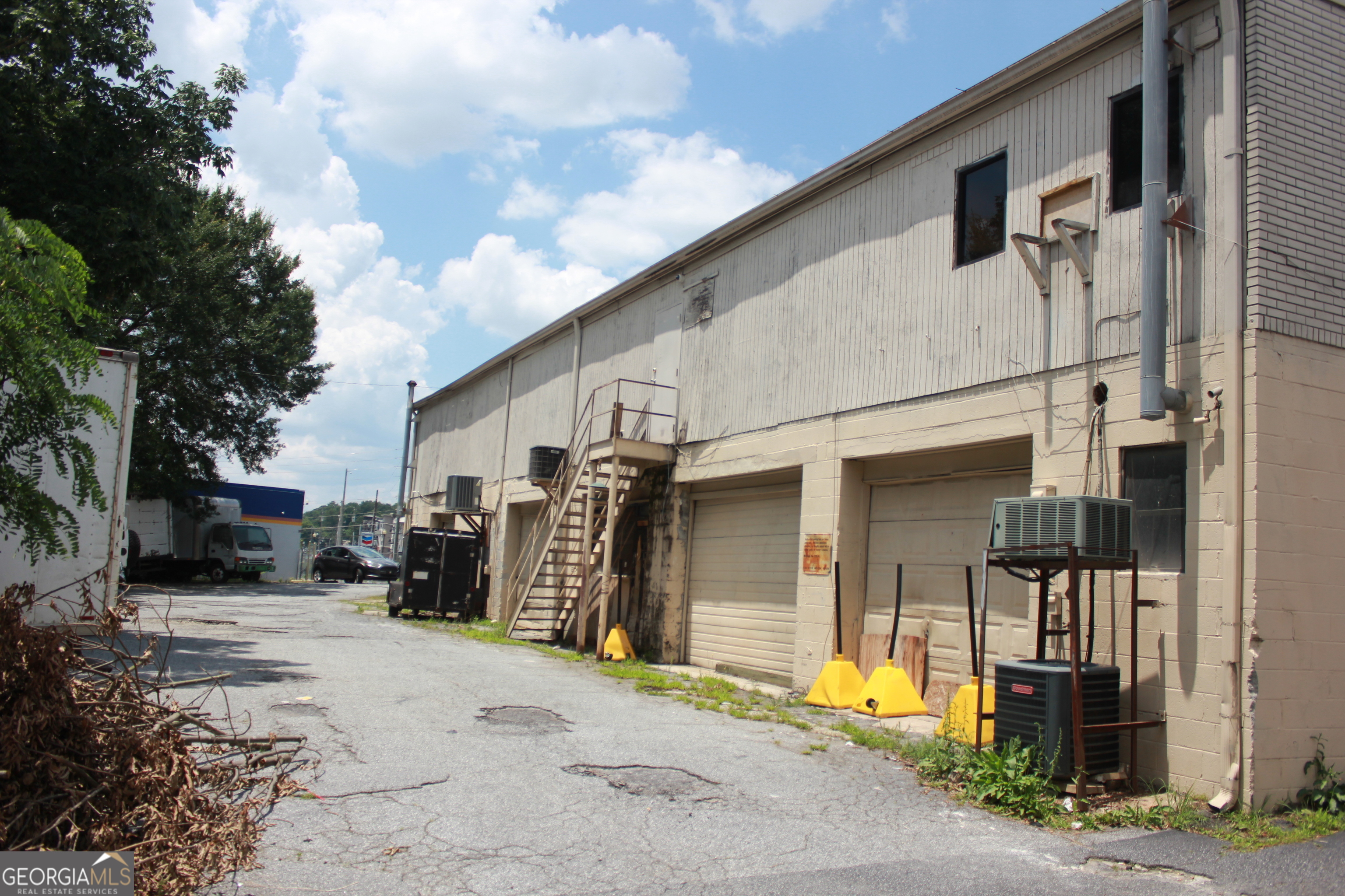 5634 Buford HWY