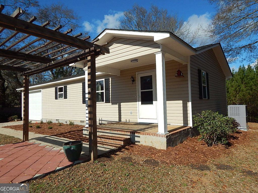 Photo of 632 Beverly Road, Fort Valley, GA 31030 (MLS # 10664569)