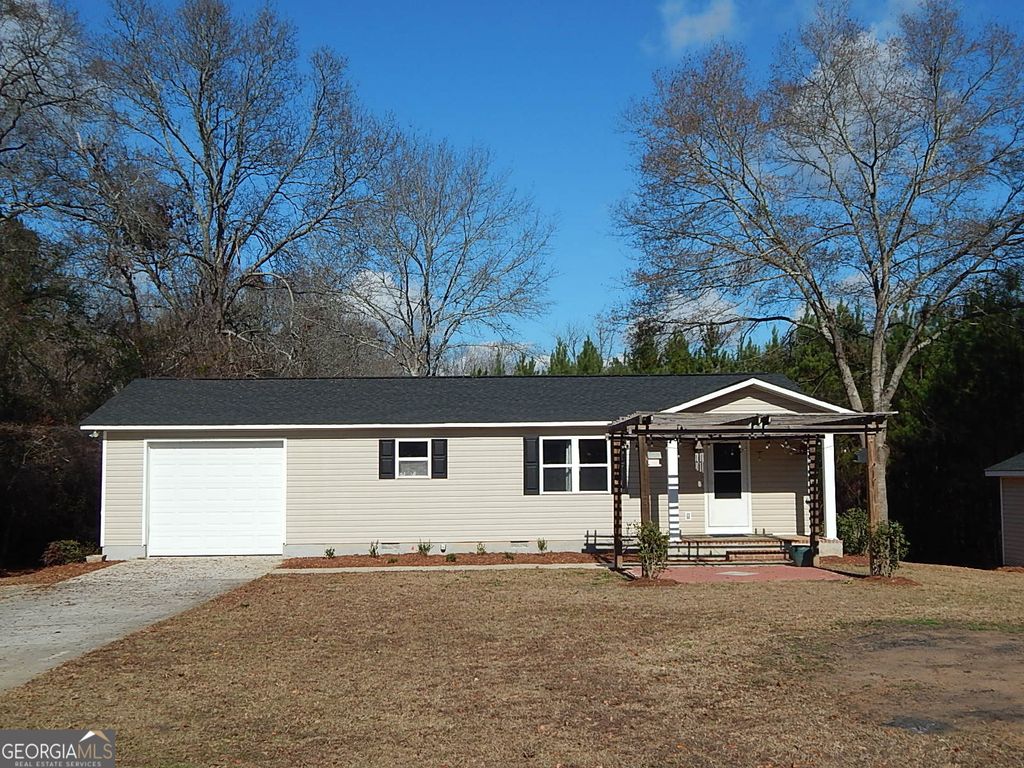 Photo of 632 Beverly Road, Fort Valley, GA 31030 (MLS # 10664569)
