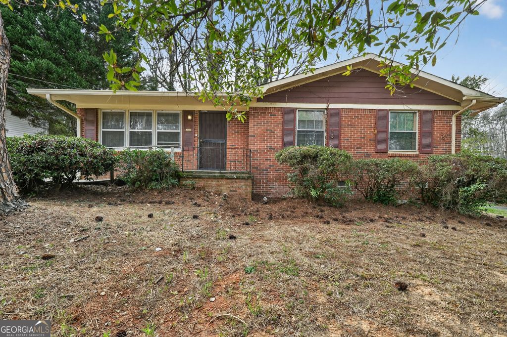 Photo of 4054 Princeton Lakes Way SW, Atlanta, GA 30331 (MLS # 10705457)