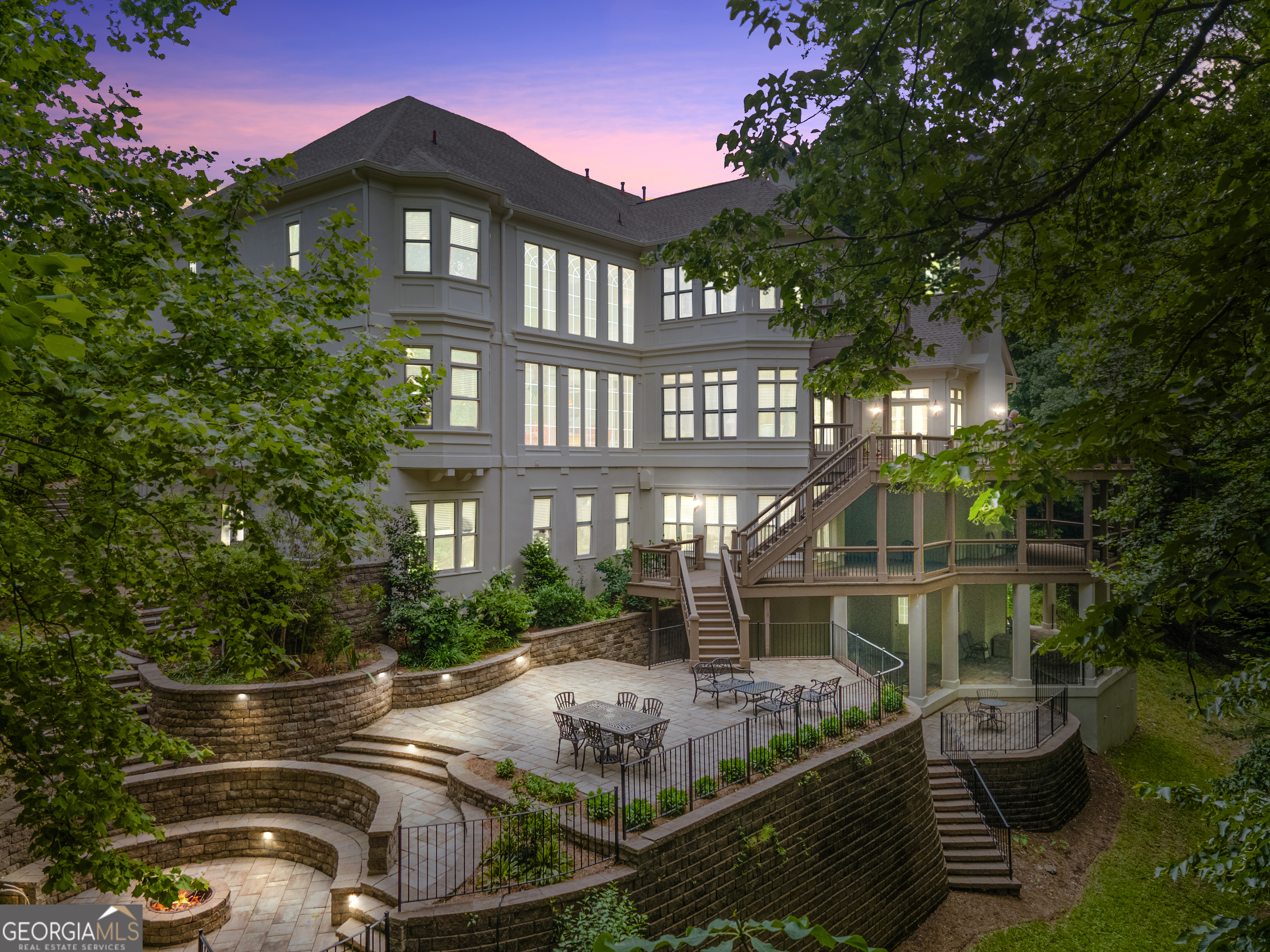 8470 Lazy Oaks CT