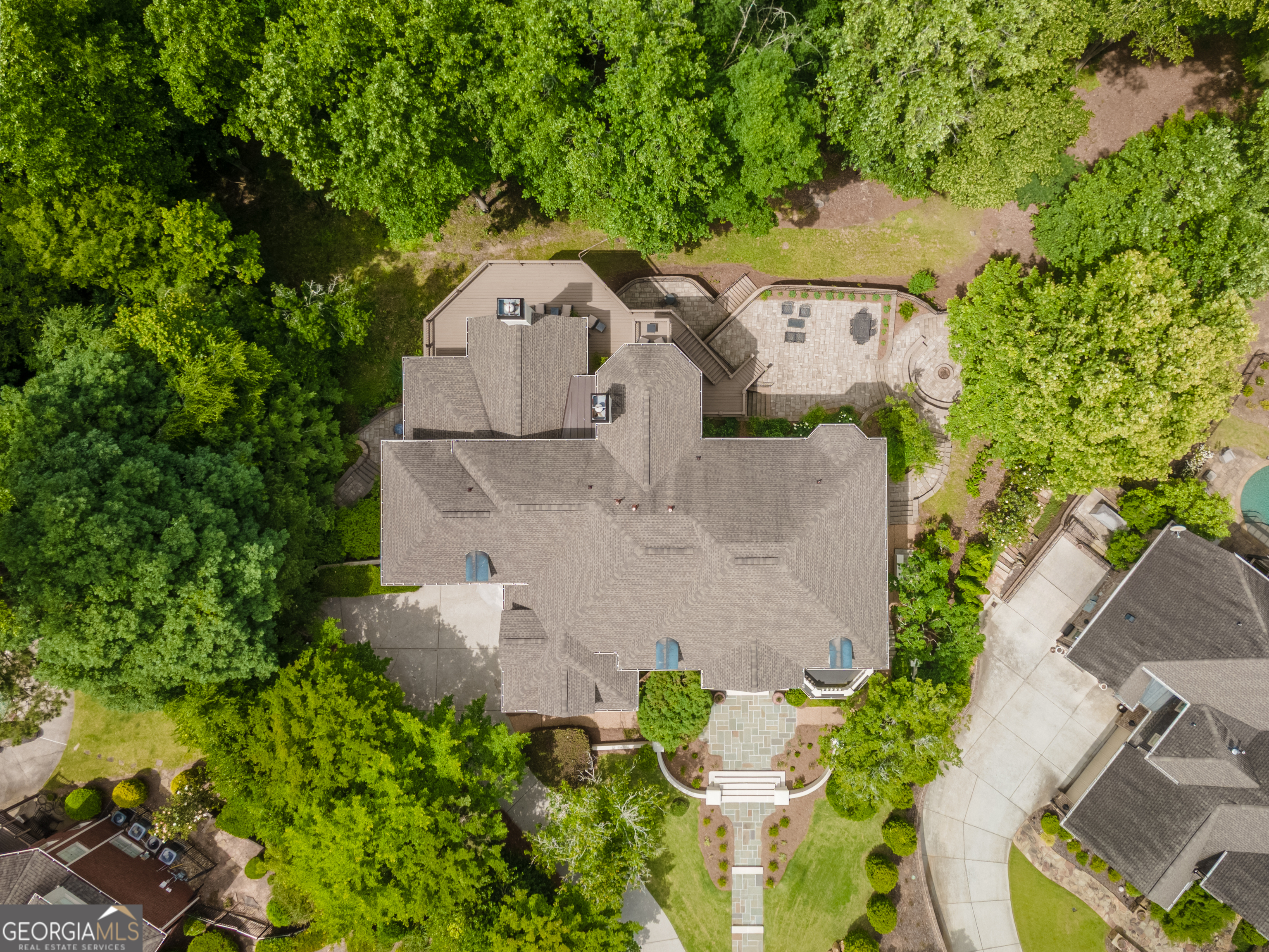 8470 Lazy Oaks CT