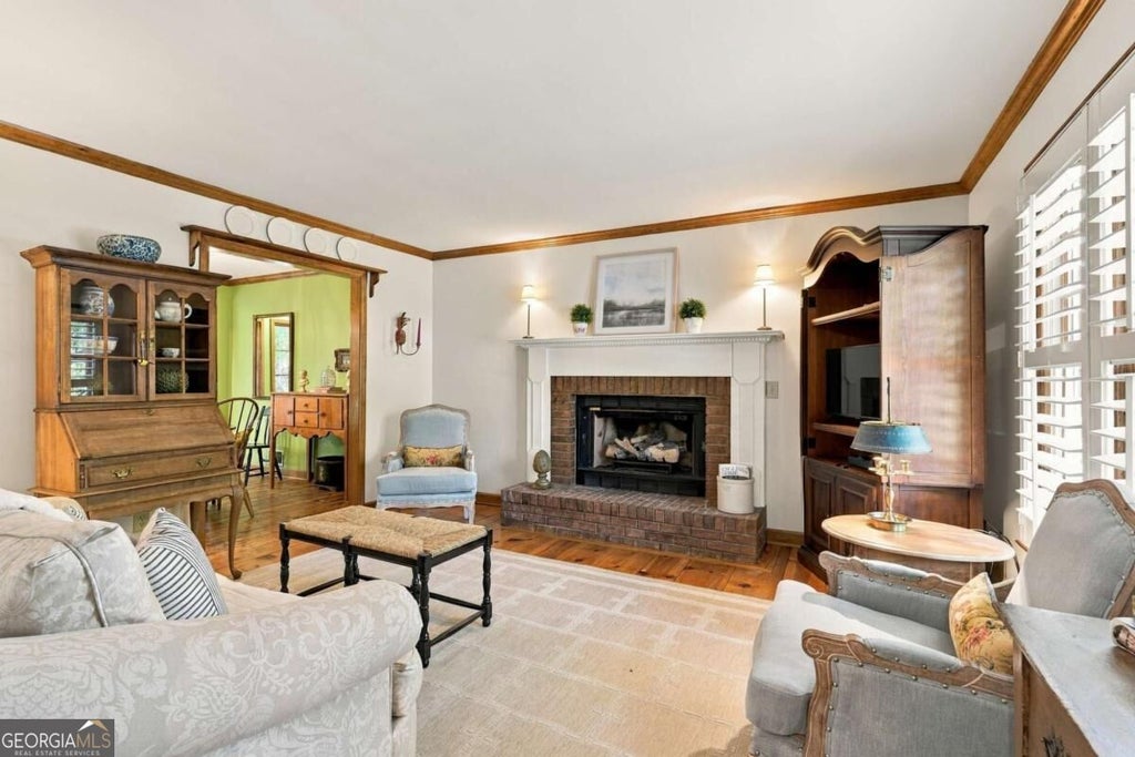 Photo of 274 Martin Ridge Drive SW, Marietta, GA 30064 (MLS # 10869850)
