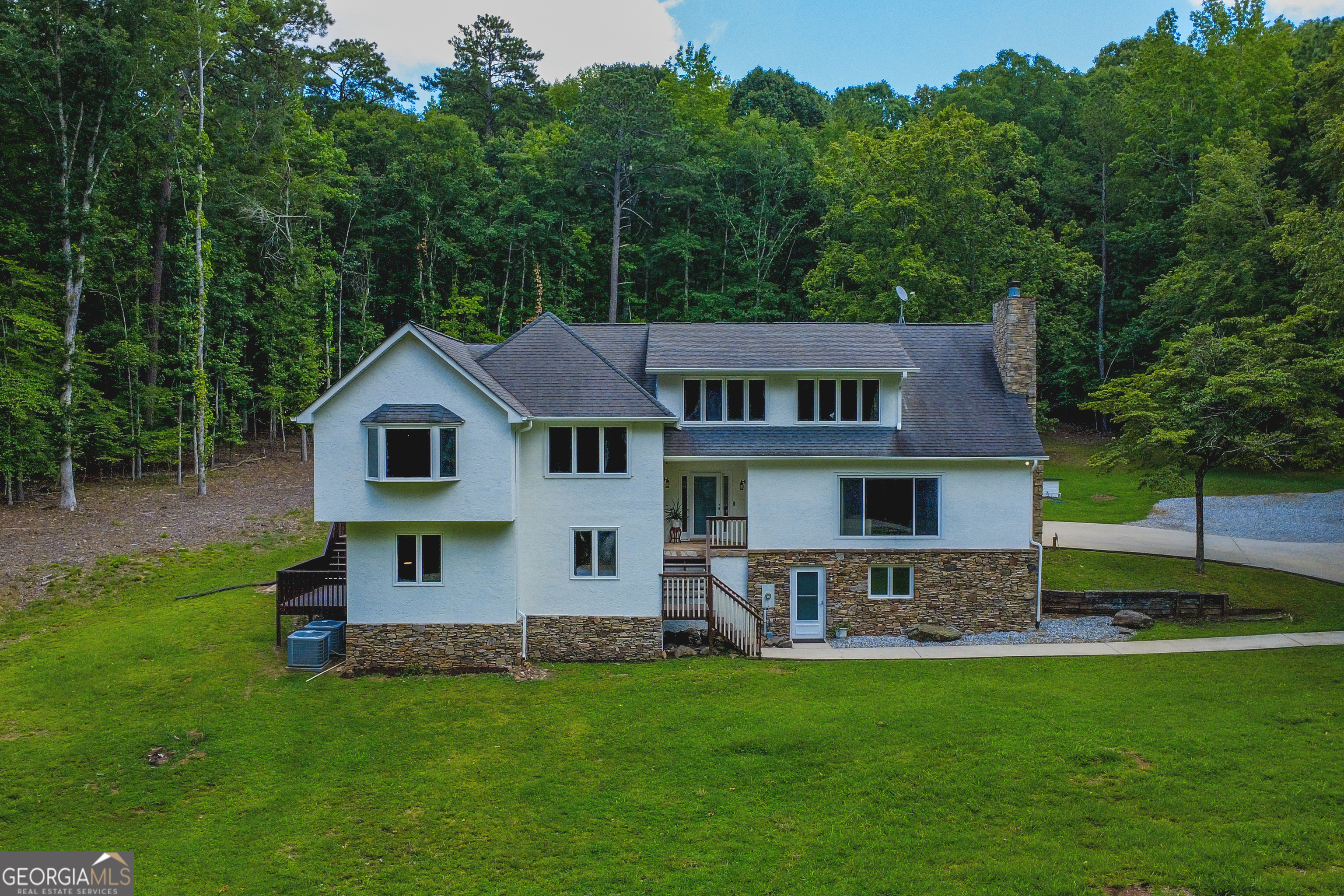 360 Darren DR