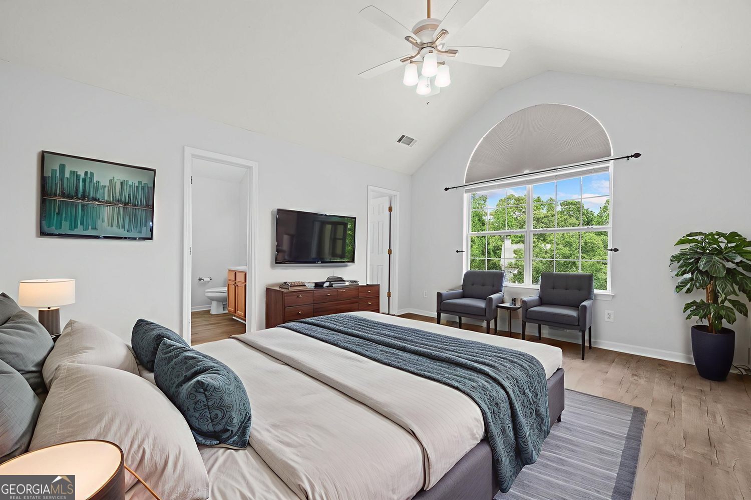 503 Fable LN
