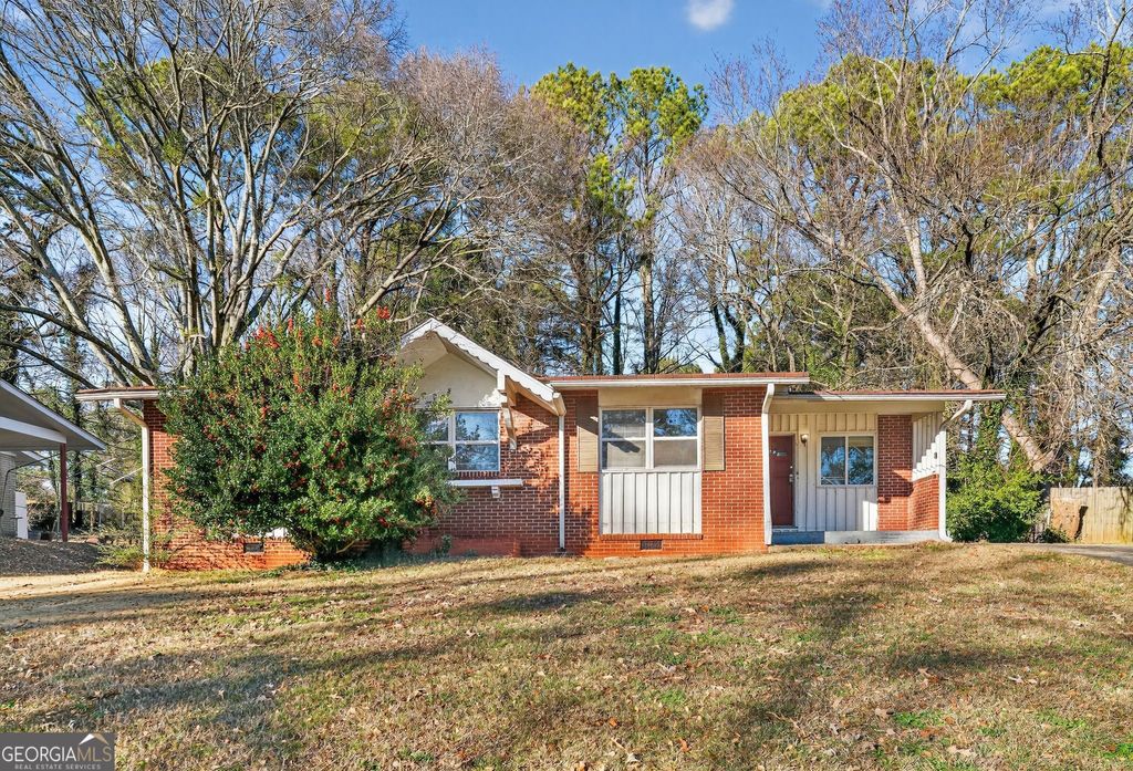 Photo of 2522 Brentwood Court, Decatur, GA 30032 (MLS # 10672178)
