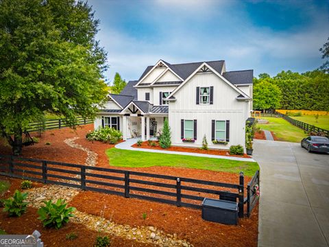 A home in Dawsonville