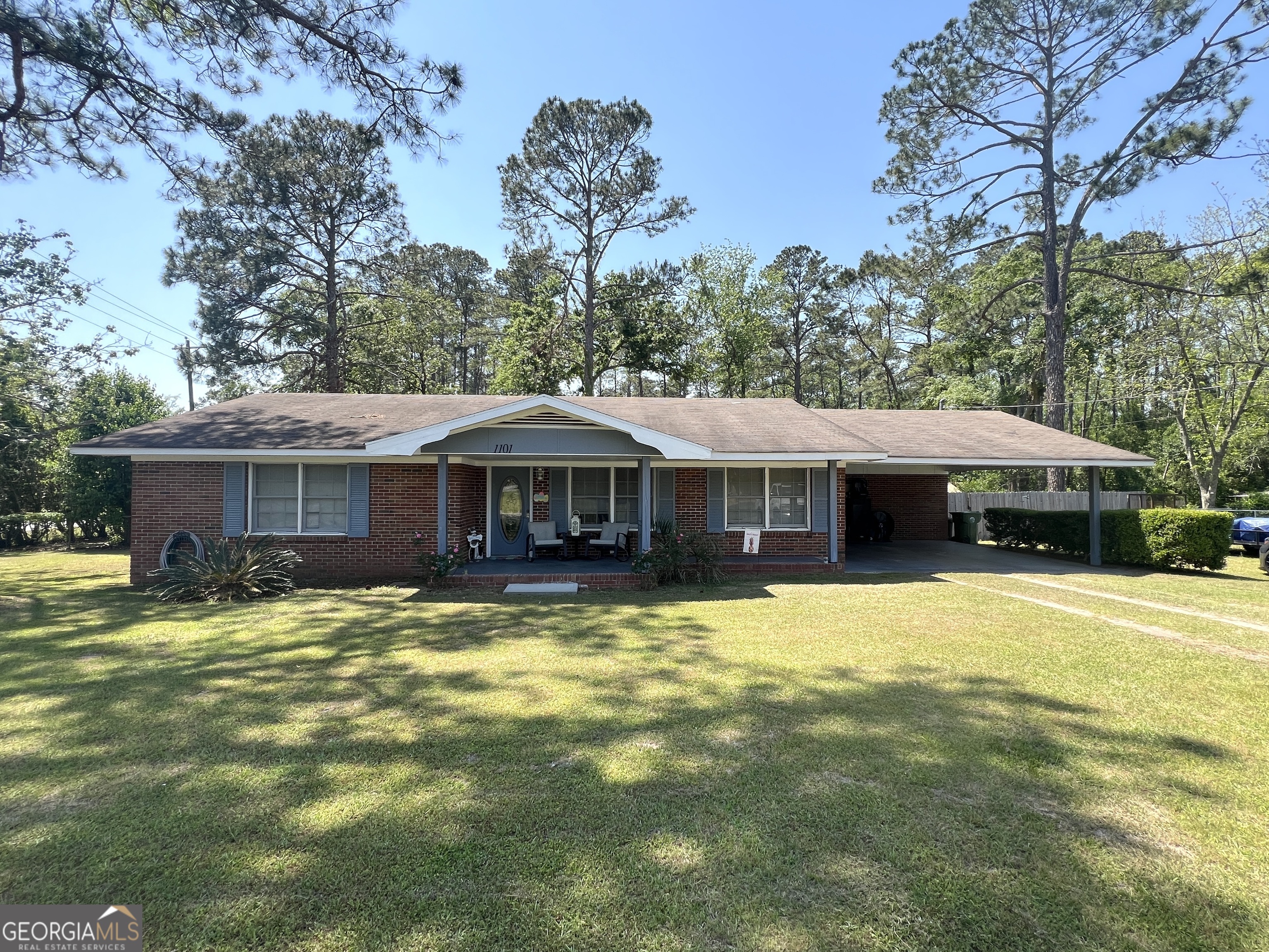 Listing image 4