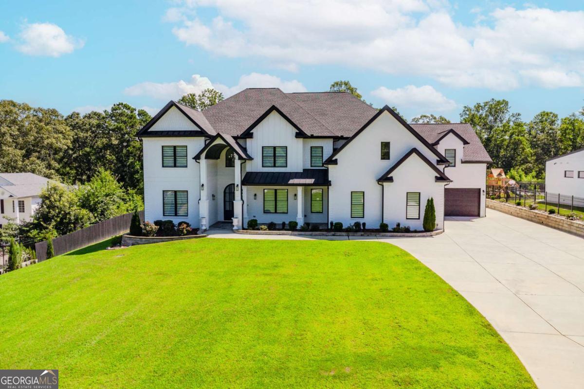 3735 Hamilton Mill RD