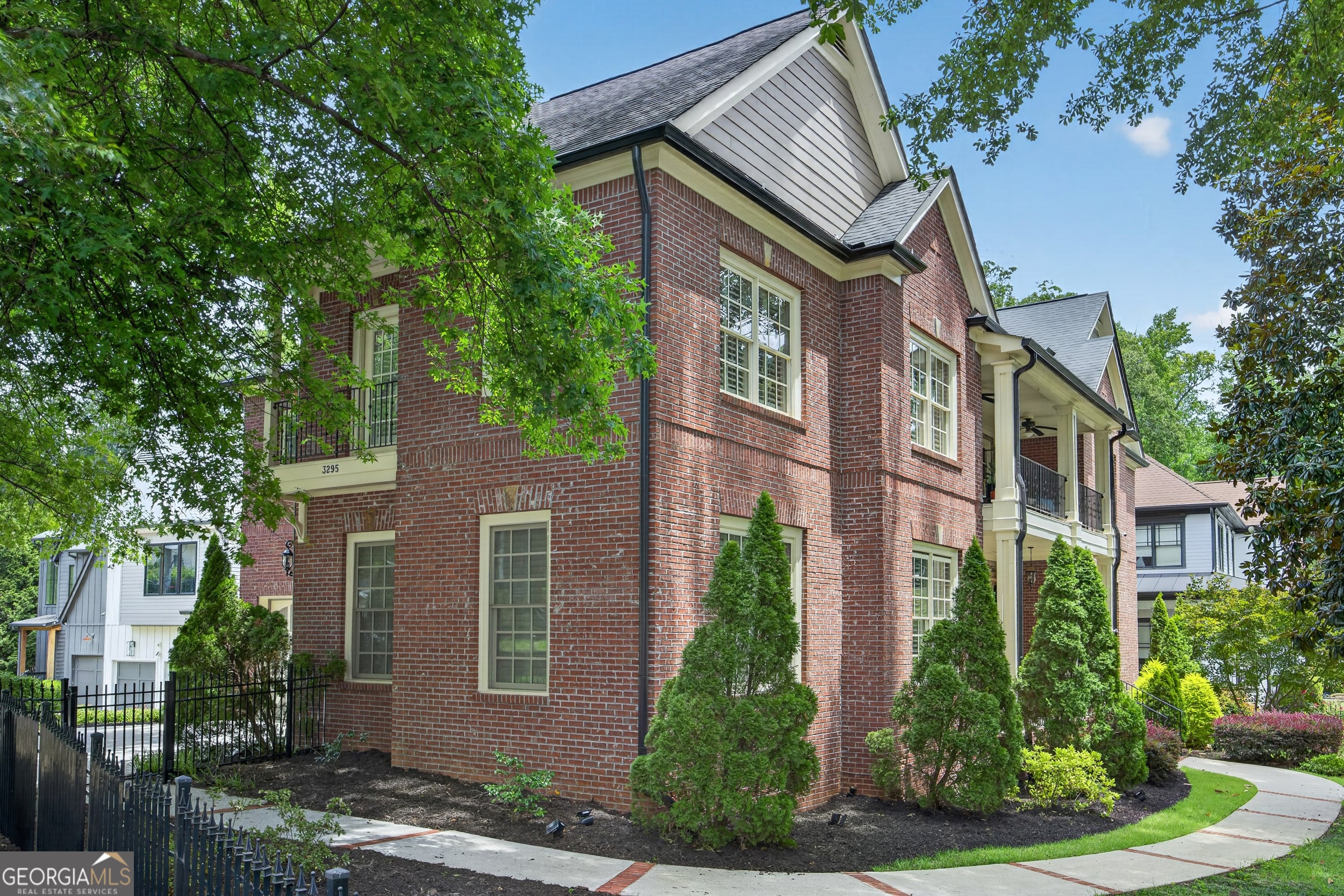 3295 Osborne RD NE