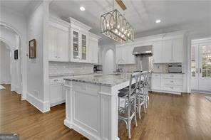 4084 Peachtree Dunwoody RD NE