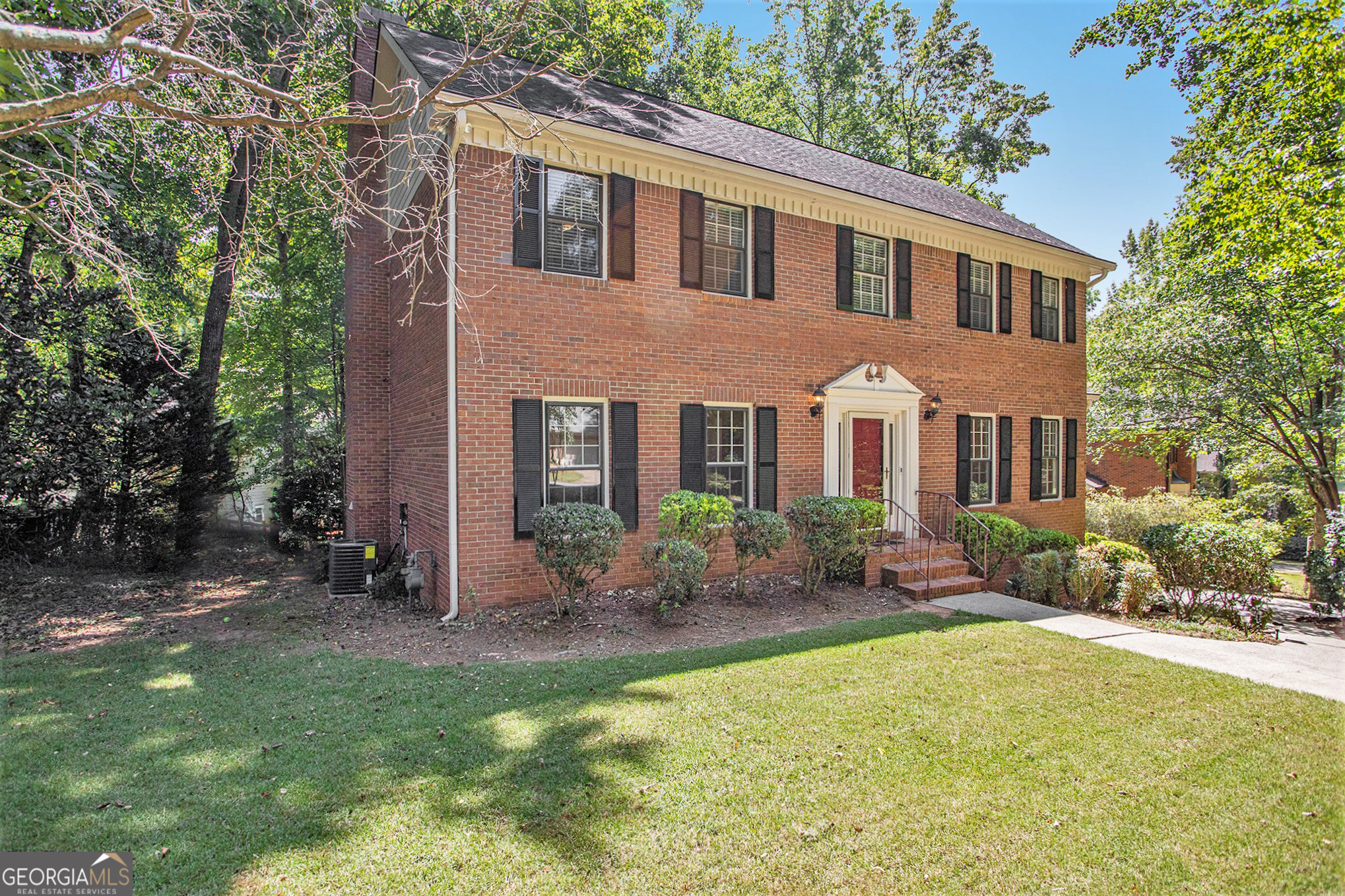 CHARLTON FORGE - Residential
