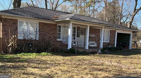 Photo of 145 Benson Street, Bowersville, GA 30516 (MLS # 10676708)