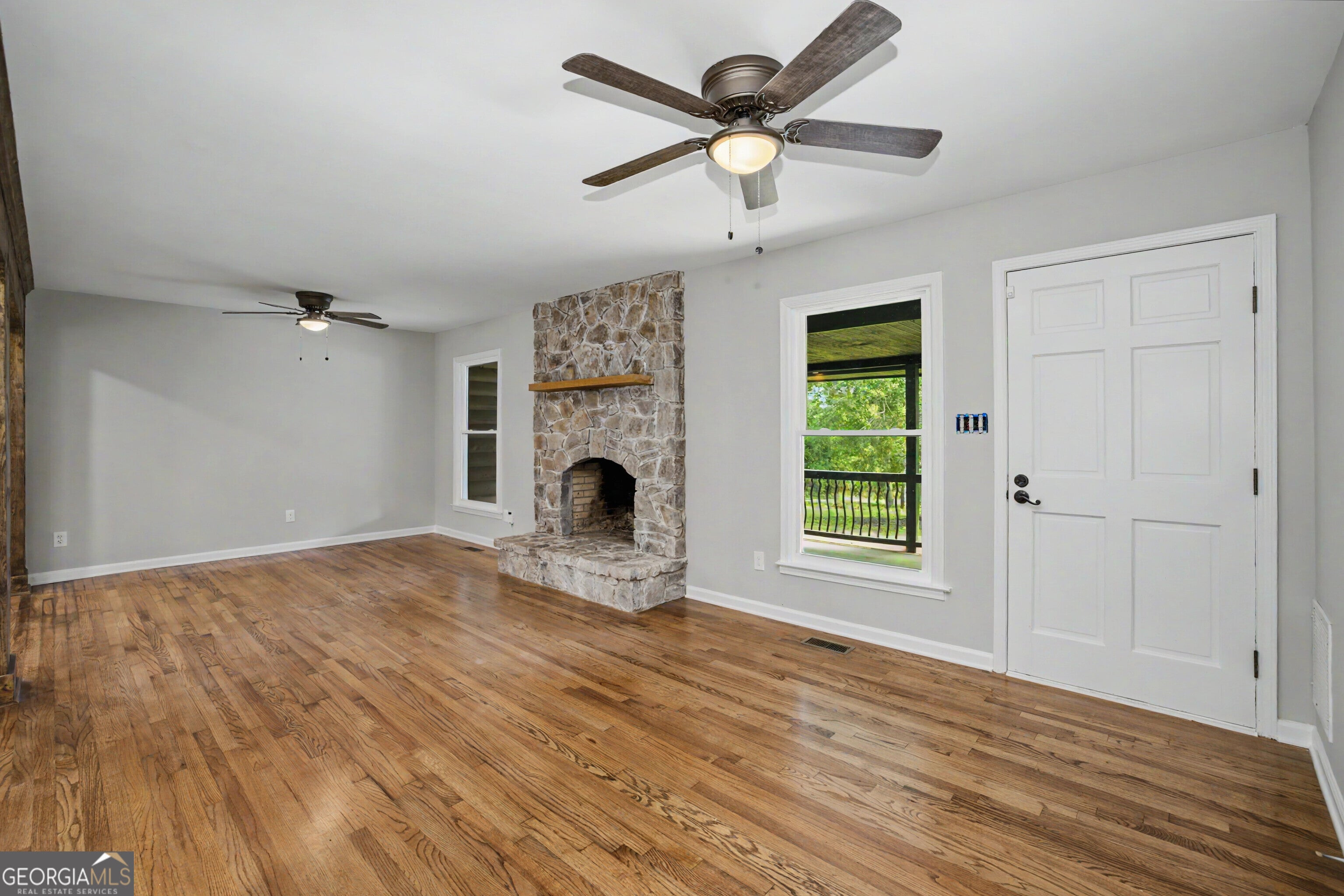 385 Duncan RD