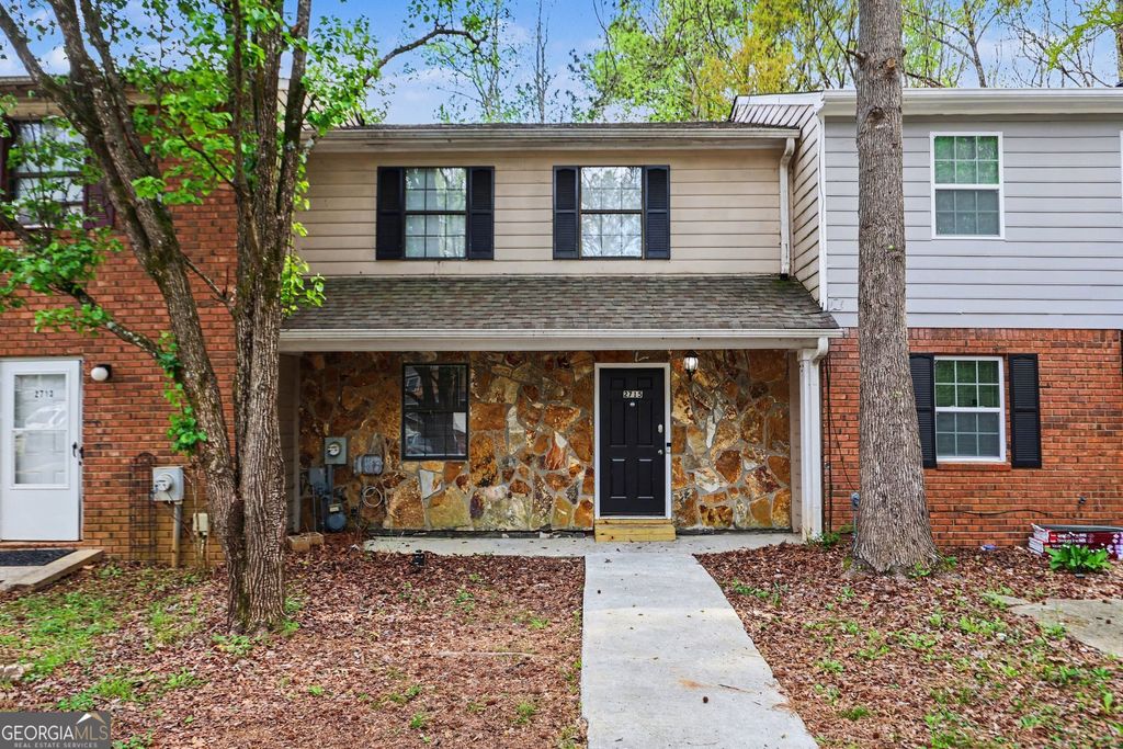 Photo of 2715 Greystone Court, Austell, GA 30106 (MLS # 10725045)