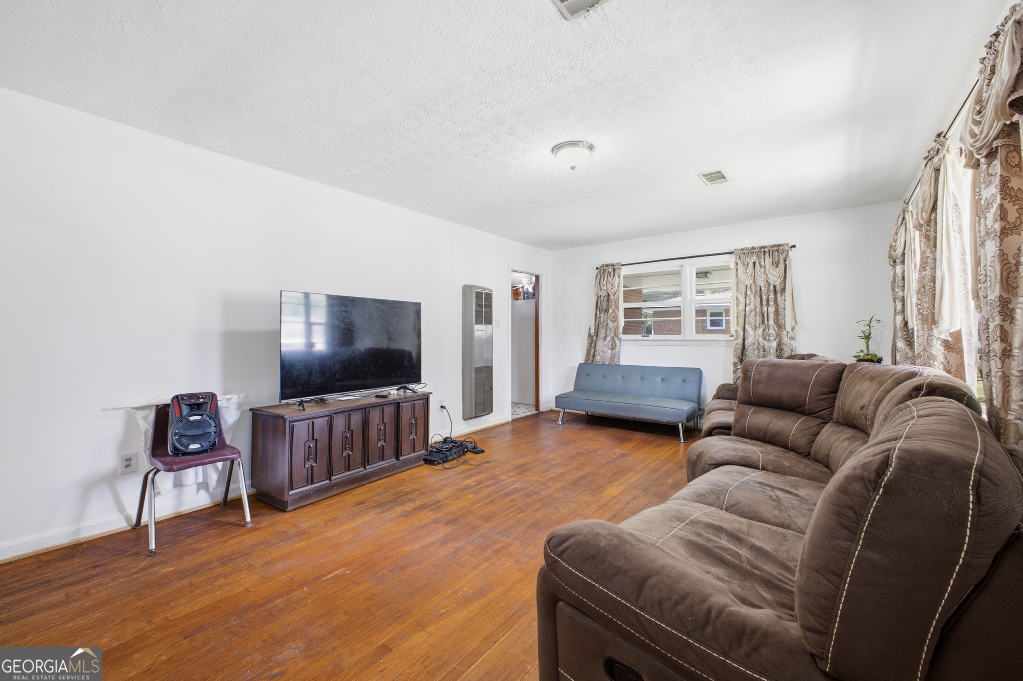 4 Wakefield PL NW