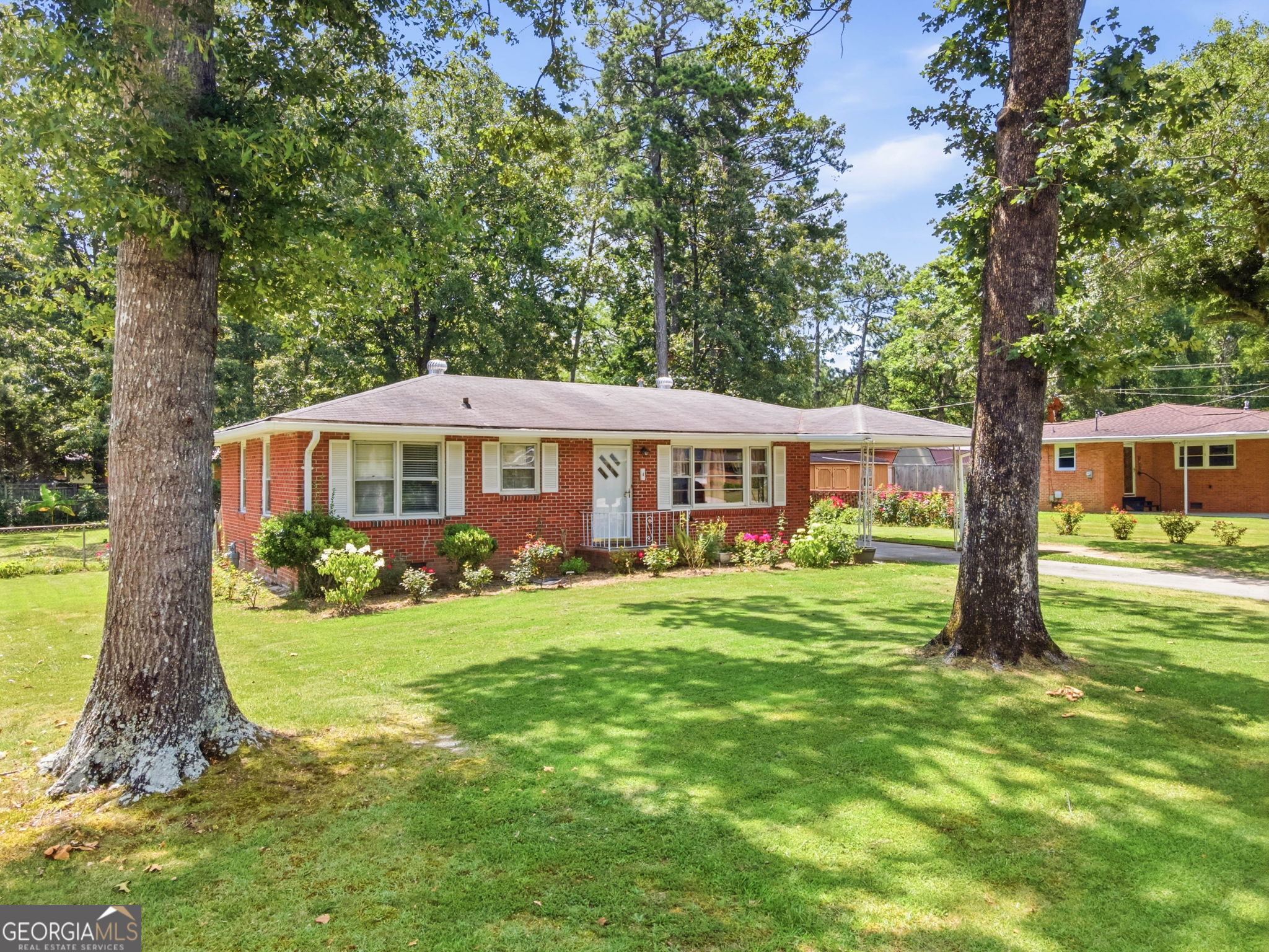 4 Wakefield PL NW