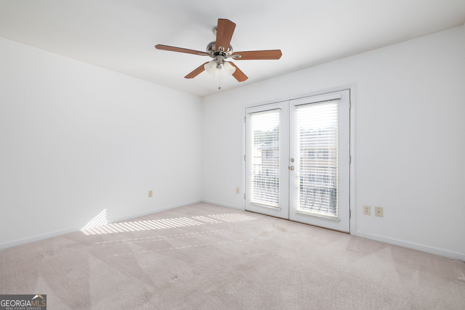 Atlanta, Georgia 30319, United States, 2 Bedrooms Bedrooms, ,3 BathroomsBathrooms,Residential,Active,188010