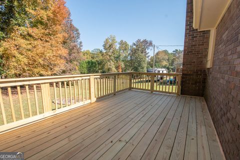 A home in Newnan