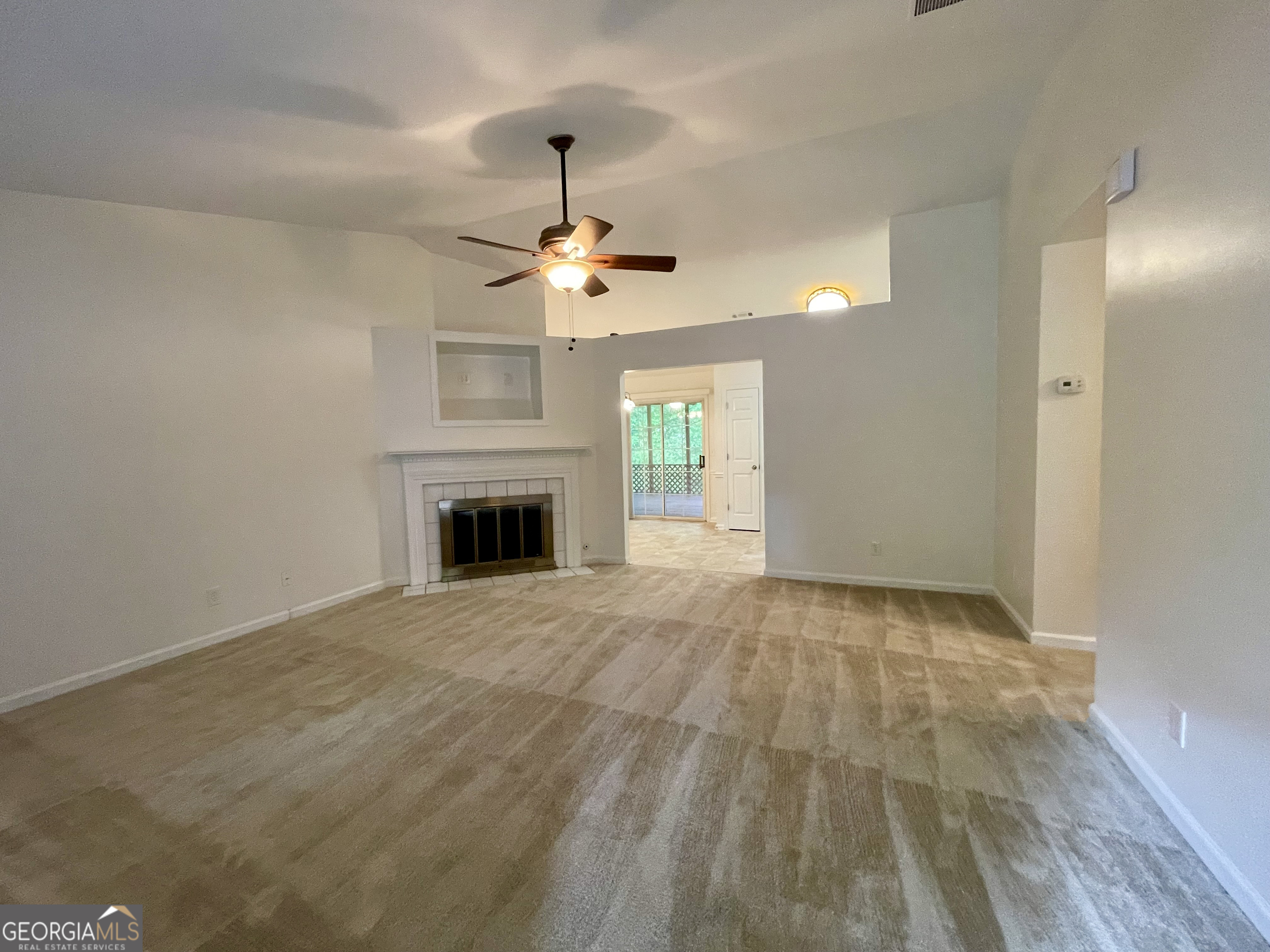6026 Woodcreek DR