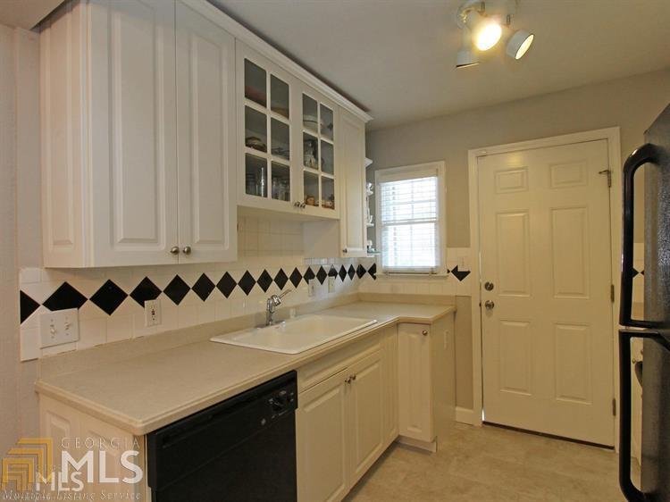 Highland Halls - Residential